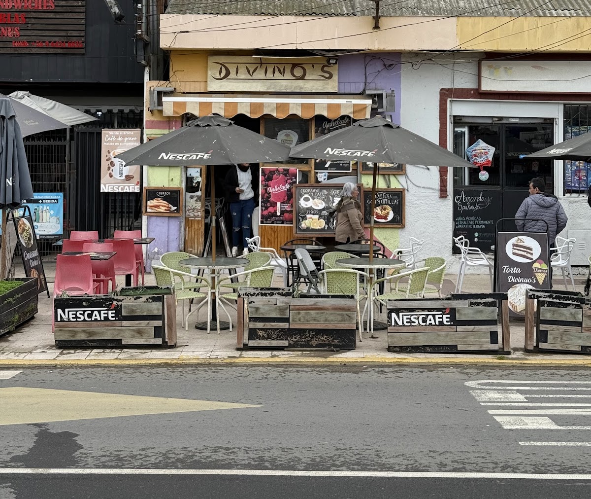 Divino's
