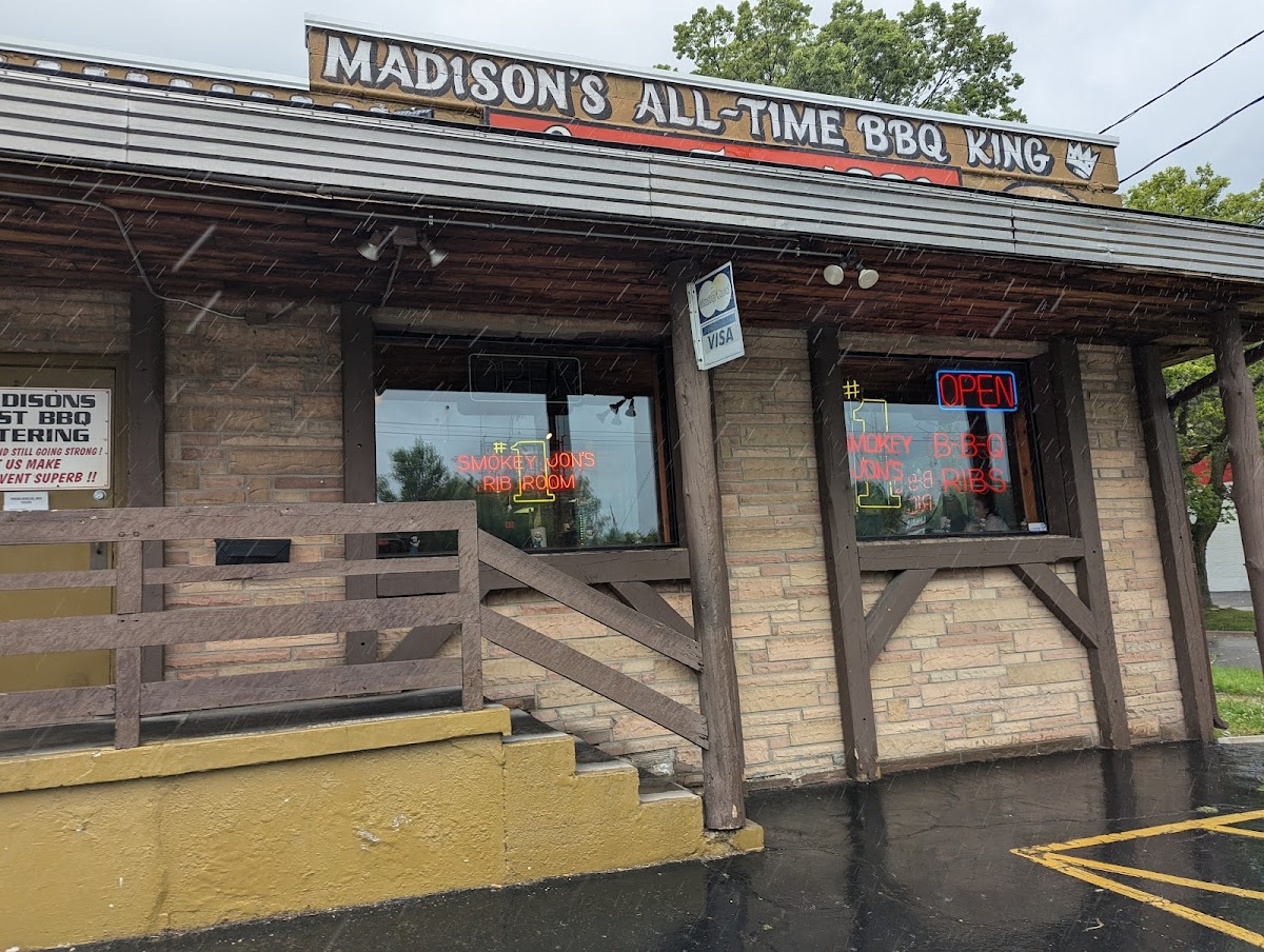 Smoky Jon's #1 Bbq